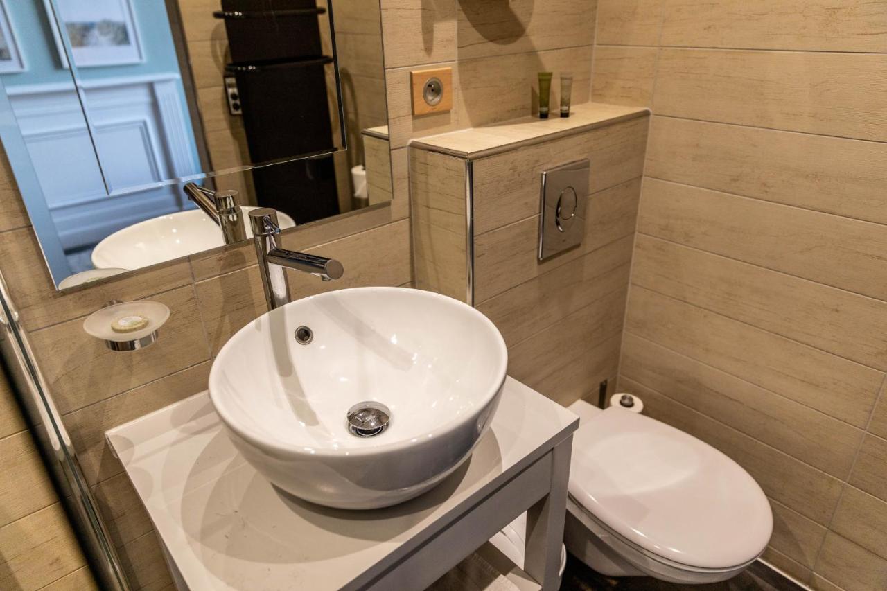 Hotel O Chateau Hayange Екстер'єр фото