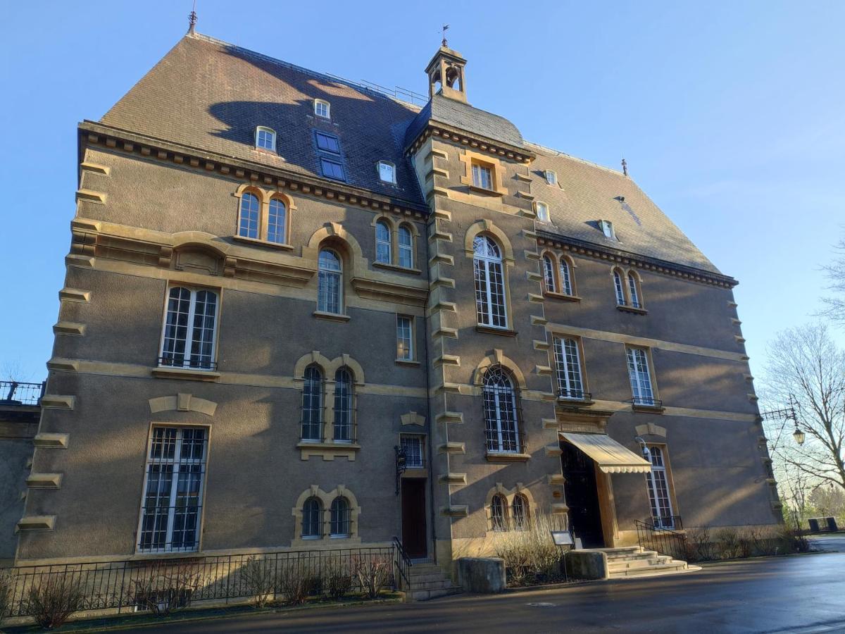 Hotel O Chateau Hayange Екстер'єр фото
